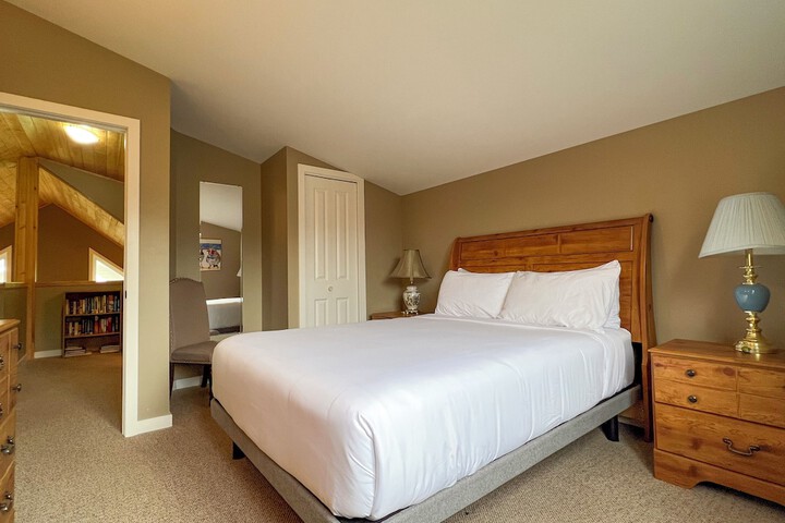 Room 3 of 56