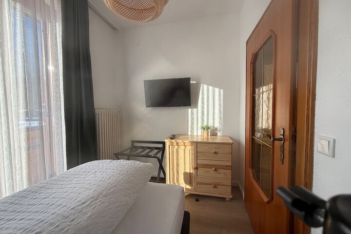 Room 17 of 69