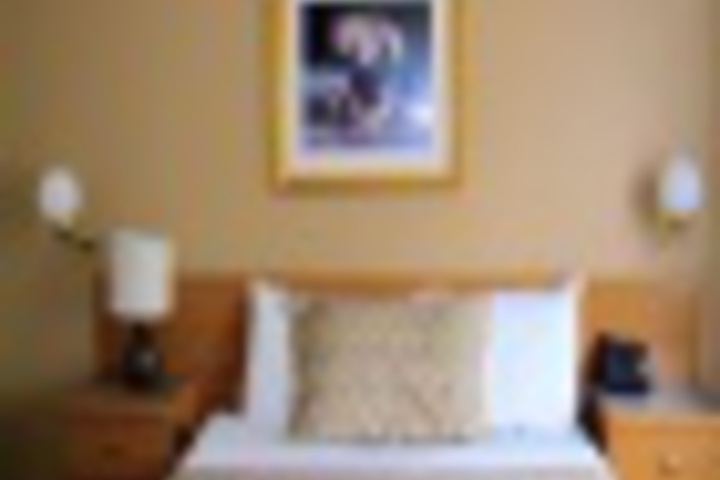 Room 135 of 768