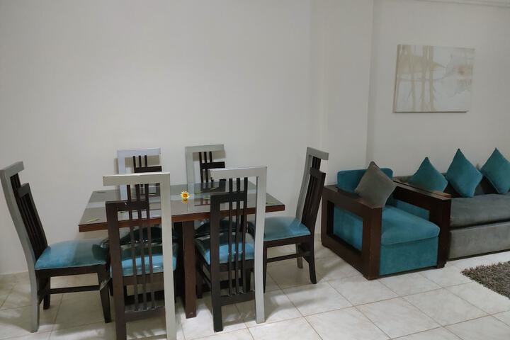 Room 8 of 18