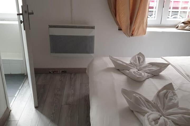 Room 13 of 29