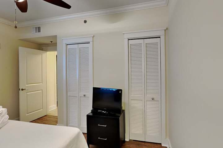 Room 16 of 68