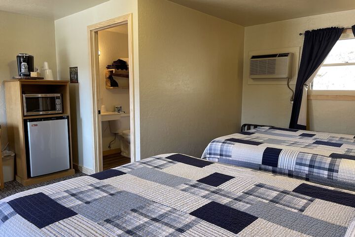 Room 26 of 154