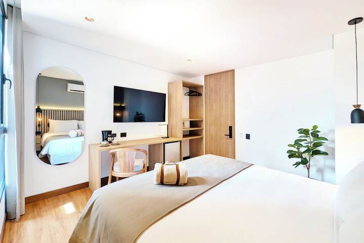 Room 20 of 32