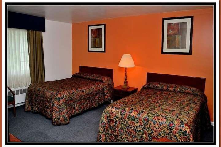 Room 10 of 42