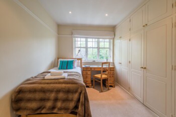 Room 41 of 42