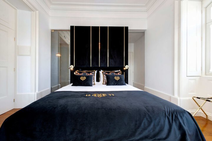 Room 15 of 44
