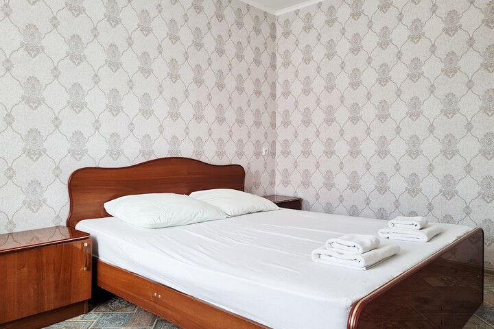 Room 16 of 54