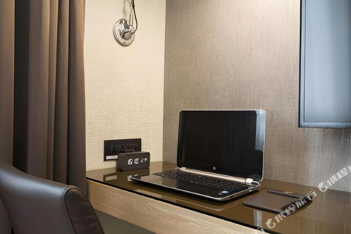 Fitness Facility Photos