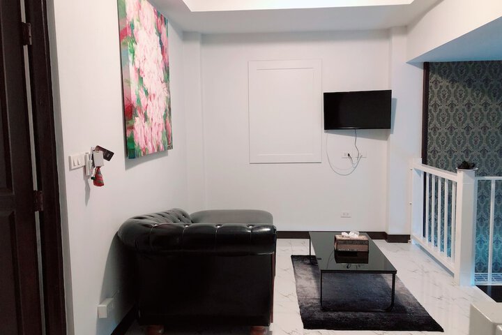 Room 45 of 66