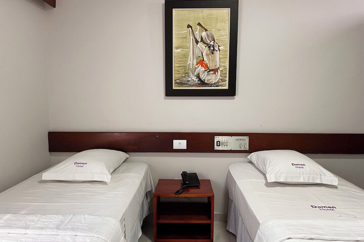 Room 9 of 26