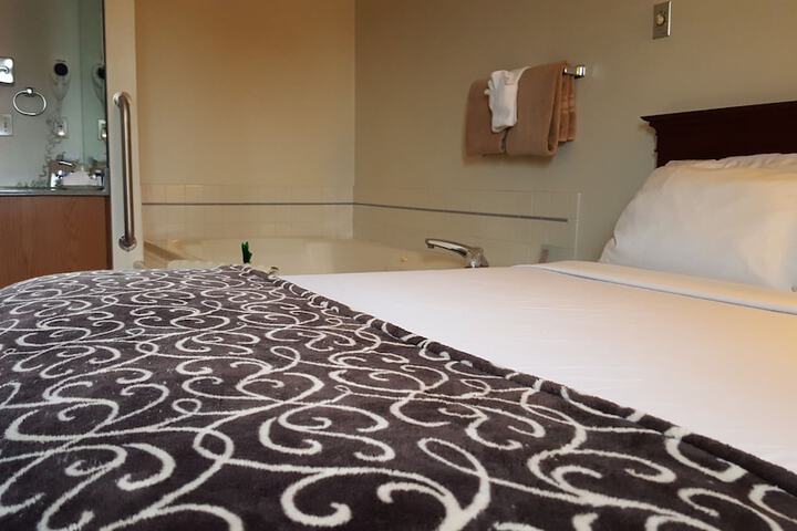 Room 48 of 81