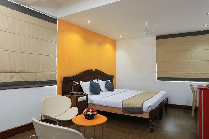 Room 6 of 48