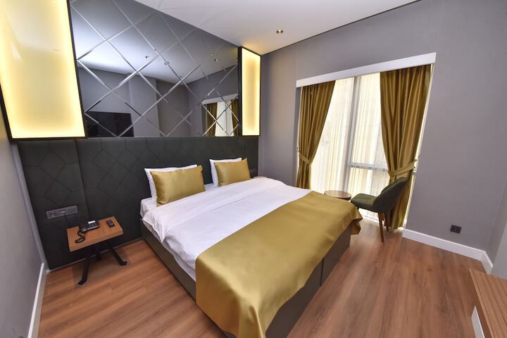 Room 17 of 49