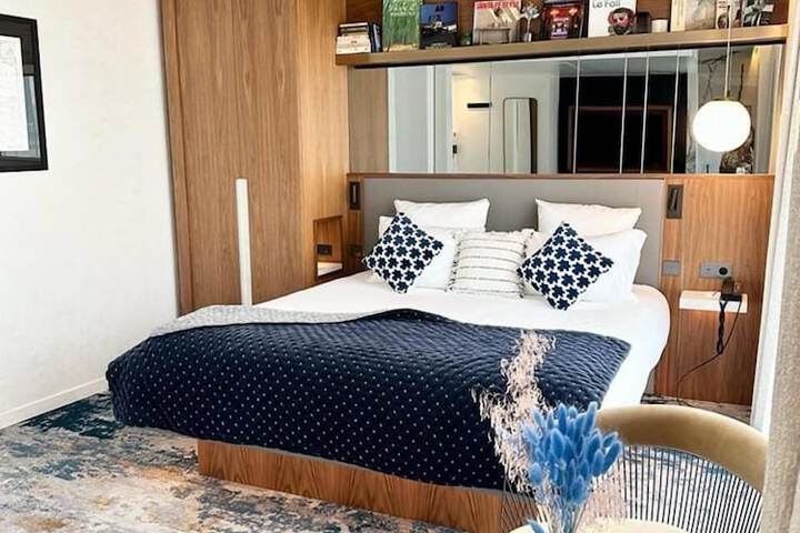 Room 20 of 75