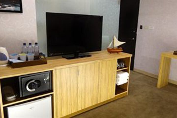 Room 40 of 45
