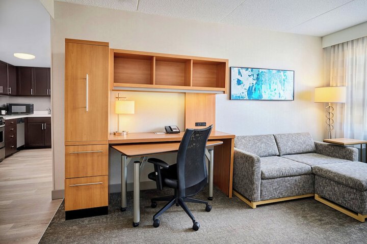 Room 14 of 35