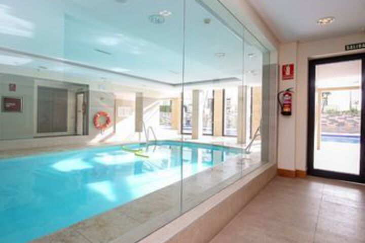 Pool 15 of 24