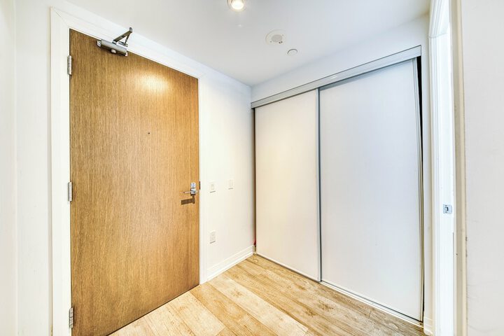 Room 170 of 652