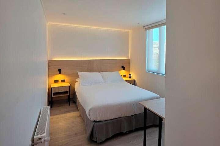 Room 5 of 34