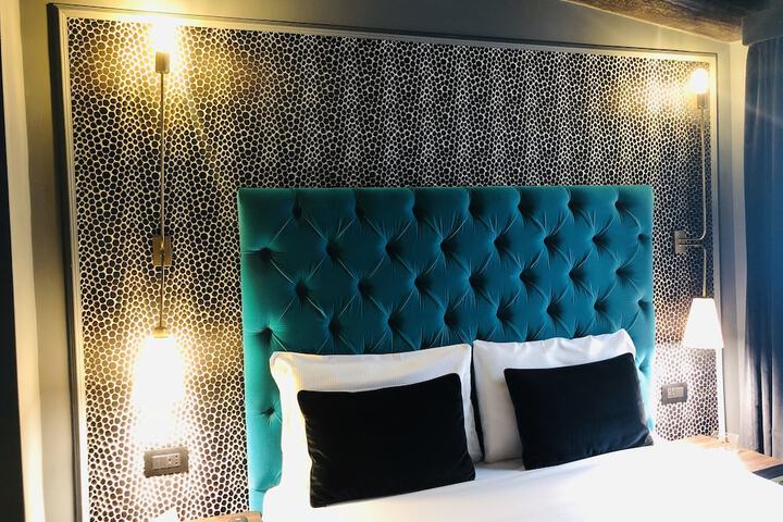 Room 40 of 80