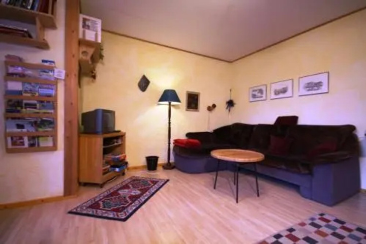 Room 13 of 17