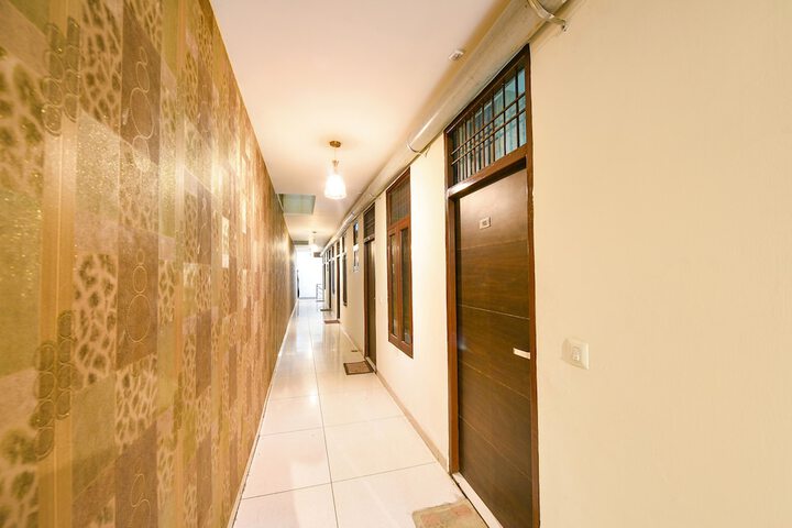Hotel Interior 3 of 25