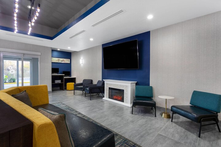 Lobby Photos