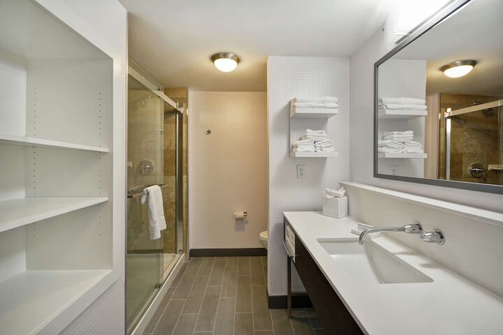 Bathroom shower