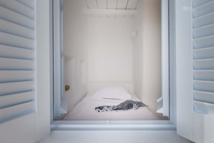 Room 43 of 120