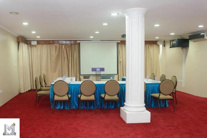 Room 17 of 23