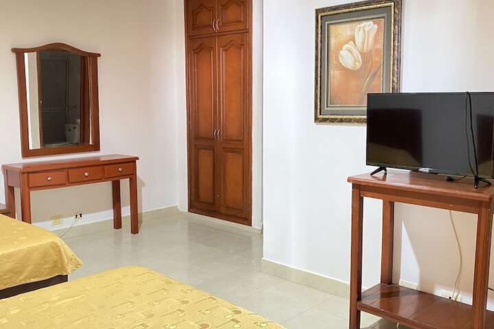 Room 11 of 65
