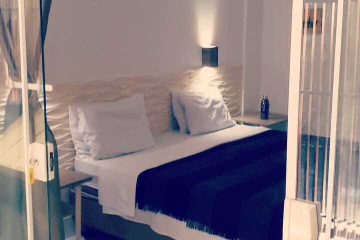 Room 16 of 46
