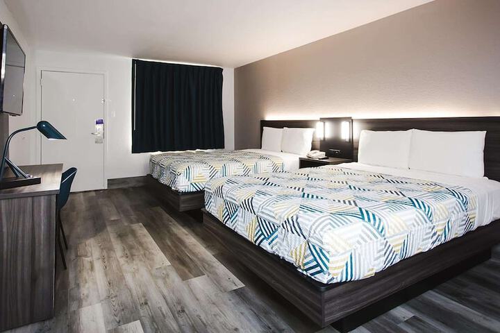 Room 22 of 50