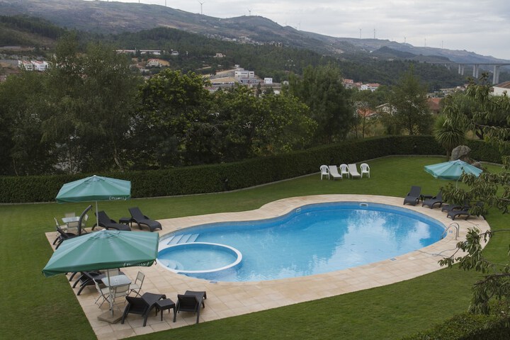 Hotel Pool