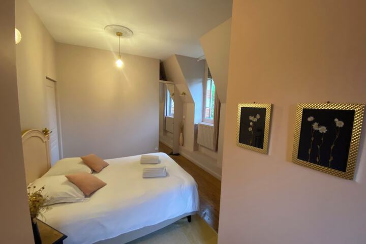 Room 19 of 53