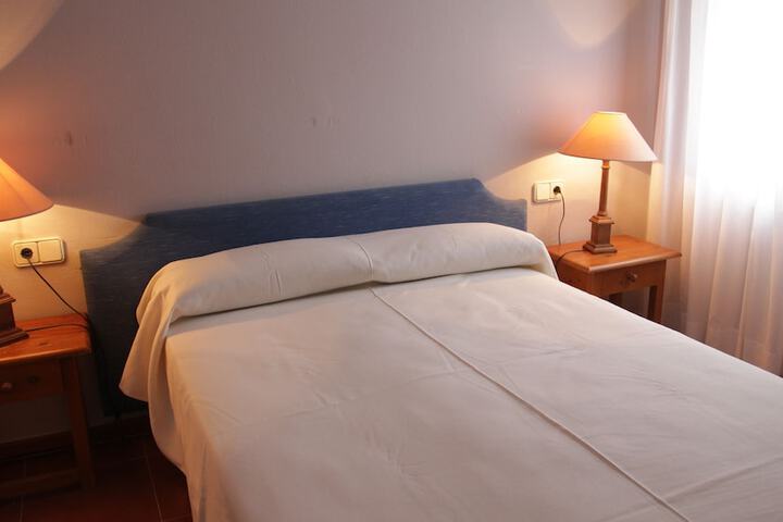 Room 4 of 68
