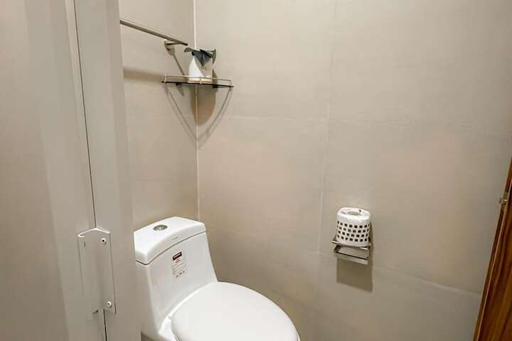Room 90 of 121