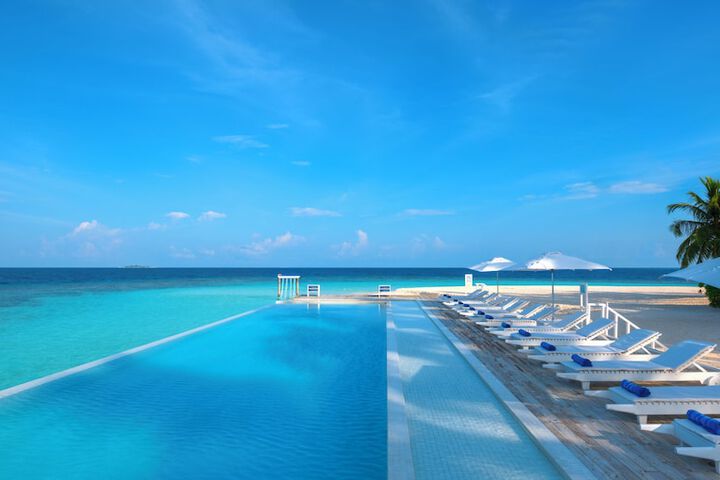 Pool 20 of 69