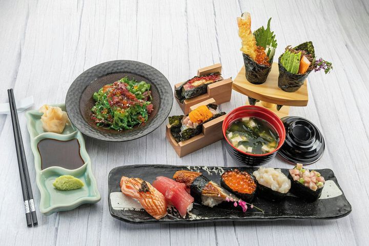 Dining 164 of 297