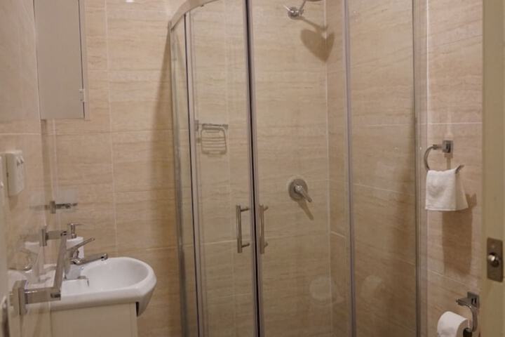 Room 16 of 20
