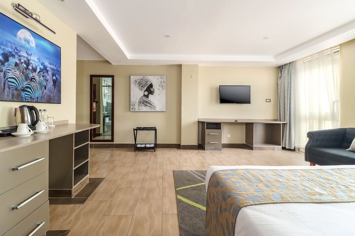 Room 7 of 51