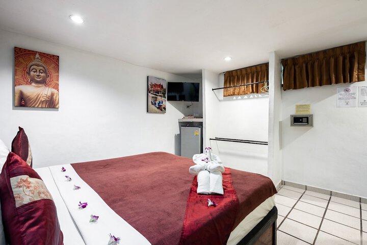 Room 20 of 40