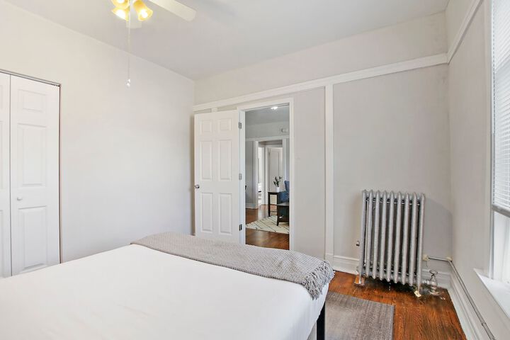 Modern &  Stylish 3BR Apt in Rogers Park in Chicago, IL