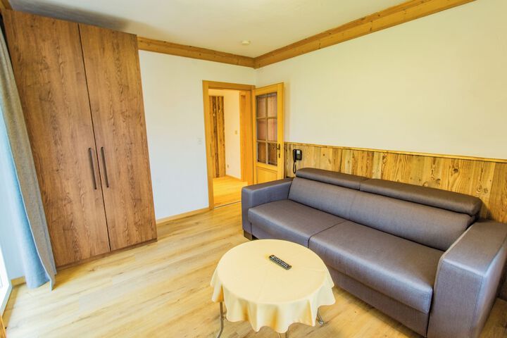 Room 60 of 128