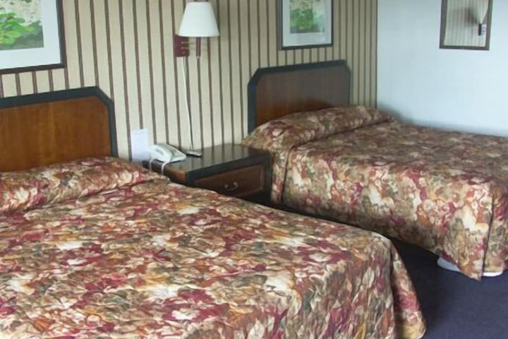 Room 16 of 26
