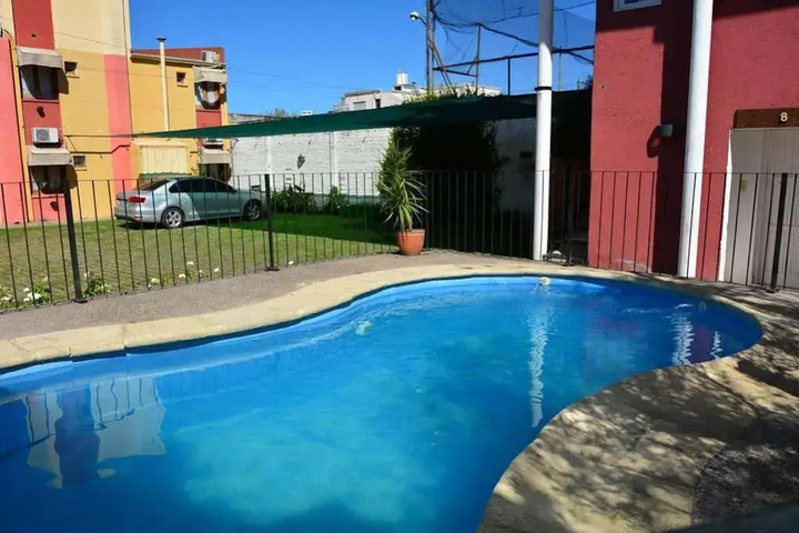 Pool 14 of 24