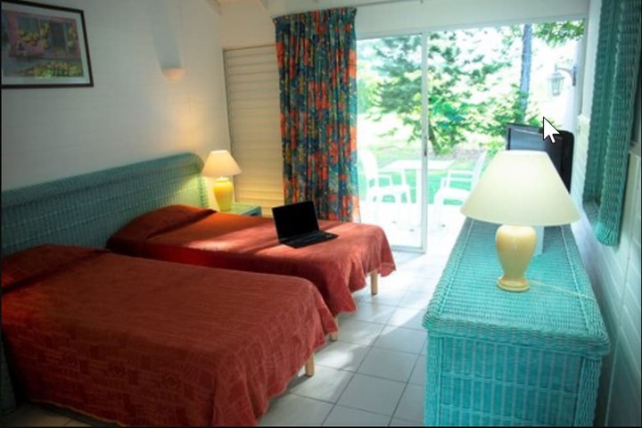 Room 9 of 41