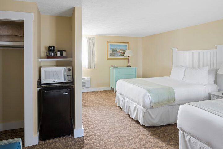 Room 38 of 106