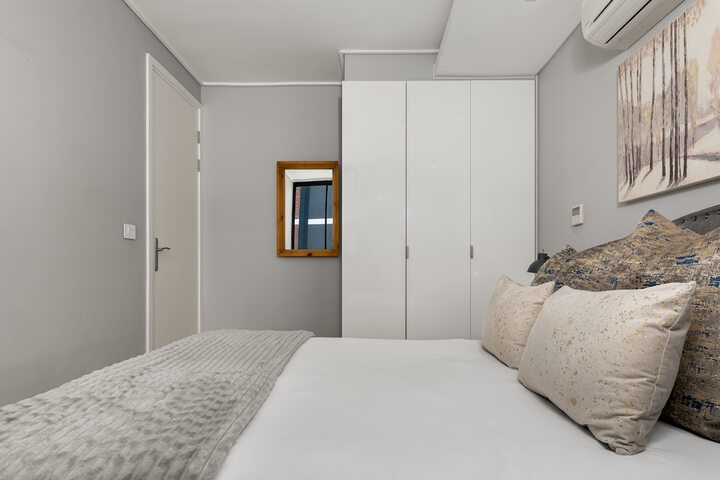 Room 4 of 21